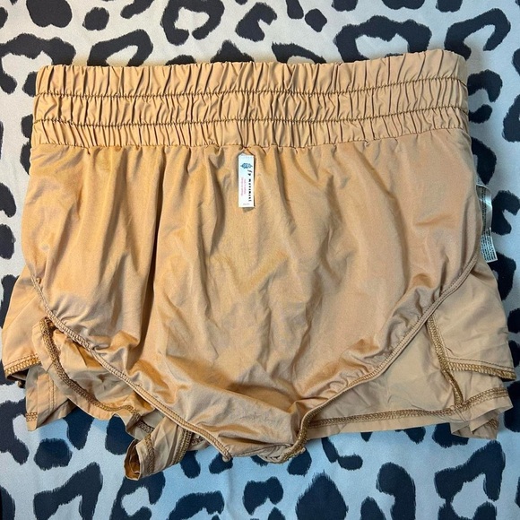 NWT Free People FP Movement “Get Your Flirt On” Shorts | Size Medium - Picture 6 of 11